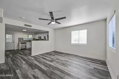 5010 N 22nd Avenue #Apt 112, Phoenix, AZ 85015 - Photo 2