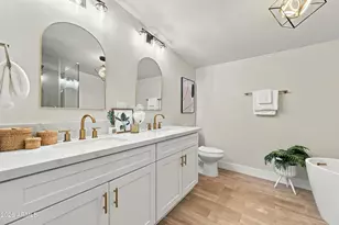 6713 N 10th St, Phoenix, AZ 85014 - Photo 18