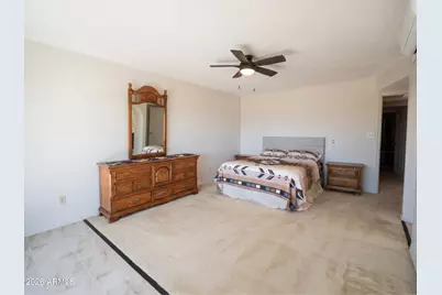 9185 W Century Drive, Arizona City, AZ 85123 - Photo 18