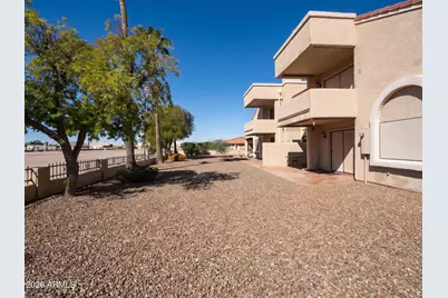 9185 W Century Drive, Arizona City, AZ 85123 - Photo 32