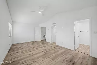 125 S Lakeview Boulevard, Chandler, AZ 85225 - Photo 18