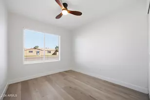 8014 N 42nd Ave, Phoenix, AZ 85051 - Photo 18