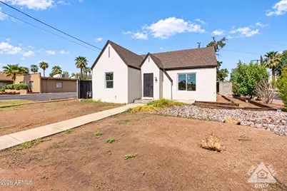 130 E 2nd Avenue, Mesa, AZ 85210 - Photo 2