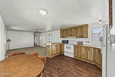 10955 N 79th Avenue #144, Peoria, AZ 85345 - Photo 2