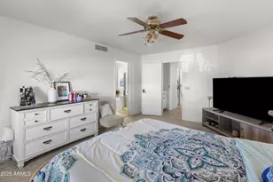 9139 W Gelding Dr, Peoria, AZ 85381 - Photo 20