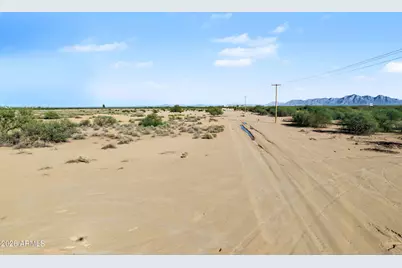 5065 N Valley Road #6, Eloy, AZ 85131 - Photo 2
