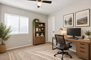 11230 W Calle De La Luna St, Phoenix, AZ 85037 - Photo 14