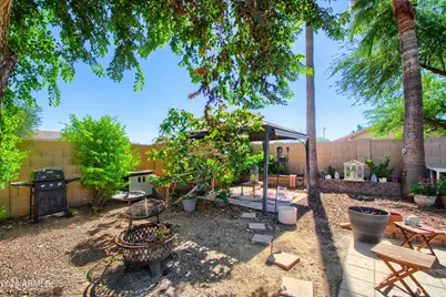 12517 W Dreyfus Drive, El Mirage, AZ 85335 - Photo 16