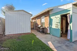 2341 N Edgemere St, Phoenix, AZ 85006 - Photo 22