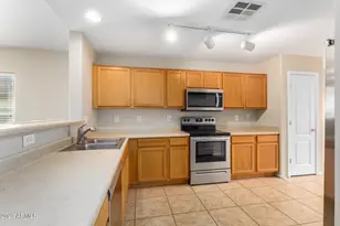 946 S 166th Ave, Goodyear, AZ 85338 - Photo 4