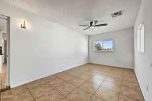 7715 W Crittenden Ln, Phoenix, AZ 85033 - Photo 22