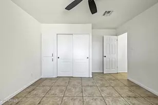 7715 W Crittenden Ln, Phoenix, AZ 85033 - Photo 28