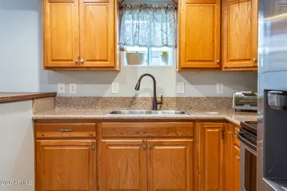 9260 W Jefferson Street, Tolleson, AZ 85353 - Photo 8