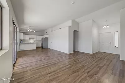 531 E Mesquite Avenue, Apache Junction, AZ 85119 - Photo 4