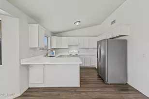 531 E Mesquite Ave, Apache Junction, AZ 85119 - Photo 8