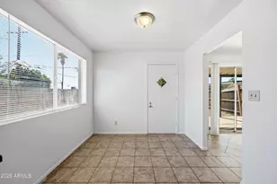 3643 W Dunlap Ave, Phoenix, AZ 85051 - Photo 8