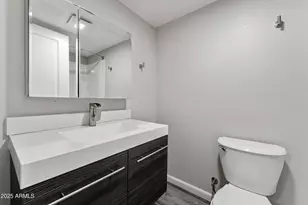 3025 N 32nd St, Phoenix, AZ 85018 - Photo 10