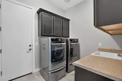 7511 S Parkcrest Street, Gilbert, AZ 85298 - Photo 48