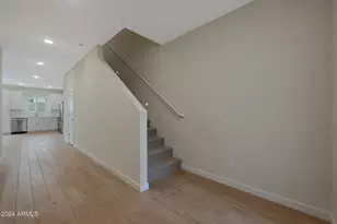28134 N 28th Ln, Phoenix, AZ 85085 - Photo 14