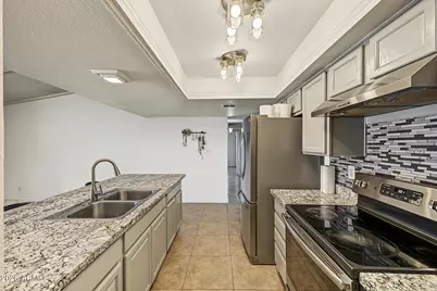 8602 W Heatherbrae Drive, Phoenix, AZ 85037 - Photo 10