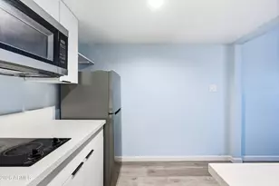 3025 N 32nd St, Phoenix, AZ 85018 - Photo 10