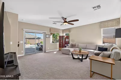 23229 N 40th Way, Phoenix, AZ 85050 - Photo 14