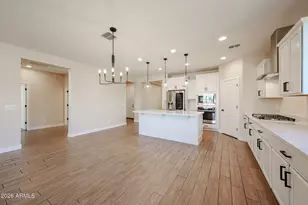 5121 N 81st Ave, Glendale, AZ 85303 - Photo 18