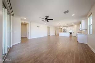 5121 N 81st Ave, Glendale, AZ 85303 - Photo 6