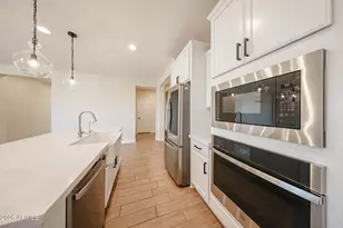 5121 N 81st Ave, Glendale, AZ 85303 - Photo 16