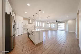 5121 N 81st Ave, Glendale, AZ 85303 - Photo 4