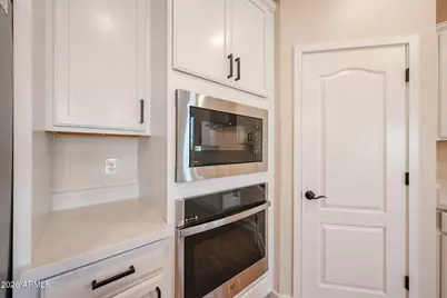 5121 N 81st Avenue, Glendale, AZ 85303 - Photo 14