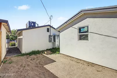 1332 E Campbell Avenue, Phoenix, AZ 85014 - Photo 46
