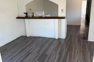9405 S 11th Dr, Phoenix, AZ 85041 - Photo 10