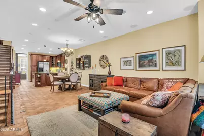 2458 E Roma Avenue, Phoenix, AZ 85016 - Photo 8