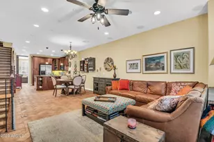 2458 E Roma Ave, Phoenix, AZ 85016 - Photo 8