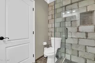 2458 E Roma Ave, Phoenix, AZ 85016 - Photo 6