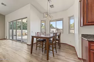 1744 E Country Ln, Gilbert, AZ 85298 - Photo 12