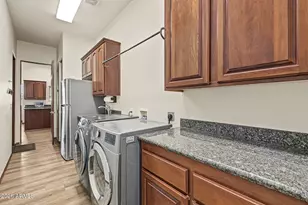 1744 E Country Ln, Gilbert, AZ 85298 - Photo 28