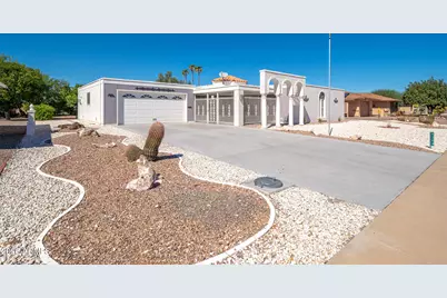 9304 W Briarwood Circle, Sun City, AZ 85351 - Photo 2