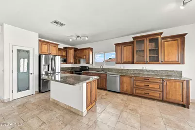 10560 W Via Montoya Drive, Peoria, AZ 85383 - Photo 10