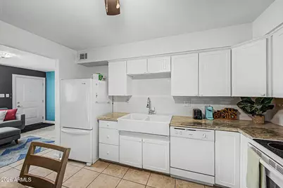 8046 E Oak Street, Scottsdale, AZ 85257 - Photo 16
