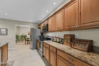 15637 N Cameo Drive, Sun City, AZ 85351 - Photo 16