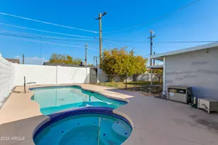 4322 E Mulberry Dr, Phoenix, AZ 85018 - Photo 42