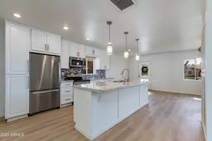 4322 E Mulberry Dr, Phoenix, AZ 85018 - Photo 16