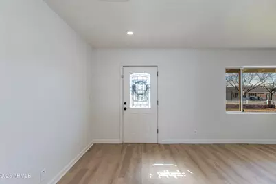 4322 E Mulberry Drive, Phoenix, AZ 85018 - Photo 8