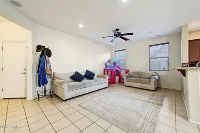 18166 W Sunnyslope Lane, Waddell, AZ 85355 - Photo 4