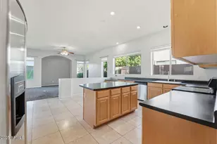 7180 W Trails Dr, Glendale, AZ 85308 - Photo 8