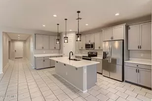16206 W Jenan Dr, Surprise, AZ 85379 - Photo 4