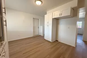 5825 W Flower St, Phoenix, AZ 85031 - Photo 8