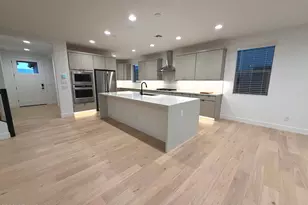 7390 W Hedge Hog Pl, Peoria, AZ 85383 - Photo 2